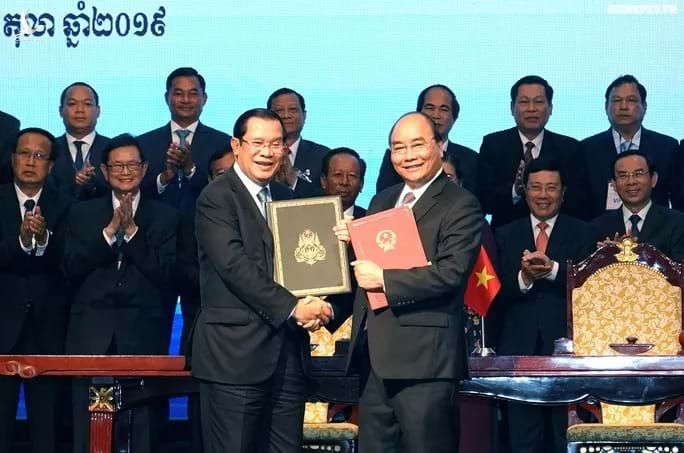 Việt Nam - Campuchia ký văn kiện pháp lý quan trọng về biên giới