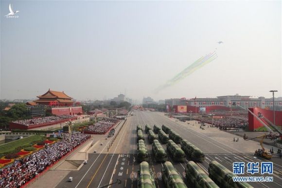 Trung Quốc thất bại trong việc chống lại ông trời, muốn bầu trời trong xanh cho ngày kỷ niệm quốc khánh 70 năm mà không được - Ảnh 6.