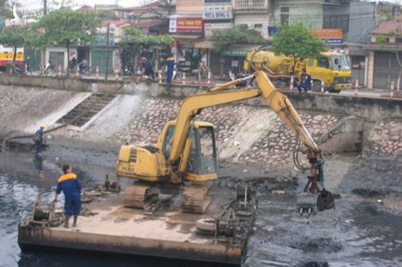 Mỗi ngày các dòng sông Hà Nội nhận 600.000 m3 nước thải - 3