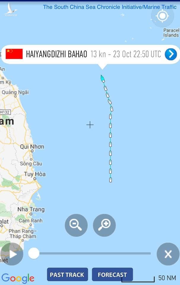 Lúc 6 h sáng nay(24/10) Tàu Hải Dương Địa chất 8 đang ở ngang Quảng Nam với tốc độ di chuyển khá nhanh.