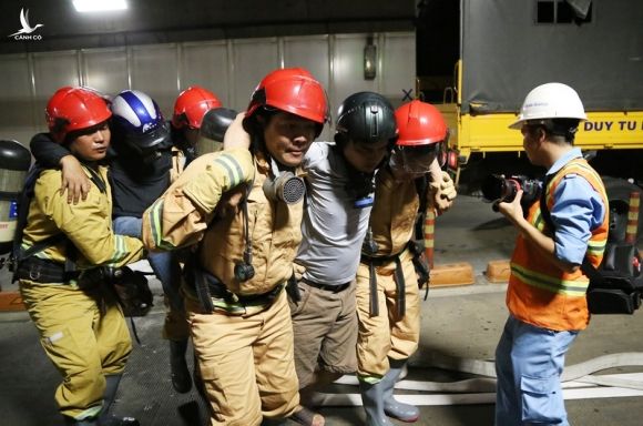 Chùm ảnh: Diễn tập cứu 40 người bị tai nạn ở hầm Thủ Thiêm - ảnh 6