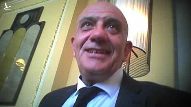 Tay "cò" Pagliara, người tố cao cựu HLV Ferguson bán độ 
