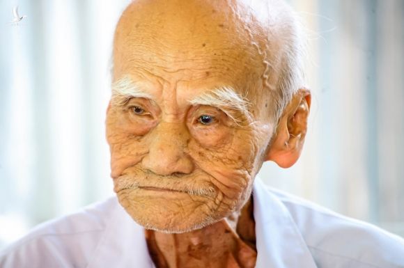 Nơi 'độc' nhất Việt Nam hơn 10 cụ sống 117 tuổi: 90 vẫn chạy xe, làm từ thiện - ảnh 3