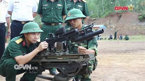 Viet Nam trang bi sung phong luu kep nong moi cho GTAR-21