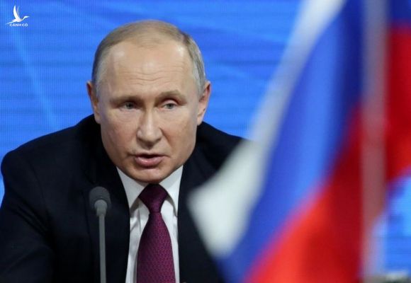 Ông Putin tuyên bố Nga phát triển vũ khí xuyên thủng mọi lá chắn - 1