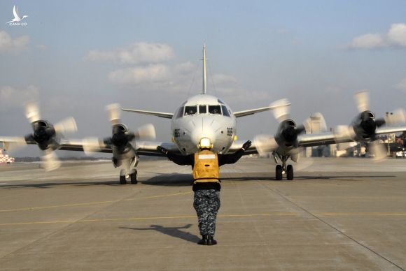 'Sát thủ săn ngầm' hàng đầu thế giới P-3C Orion thăm Việt Nam