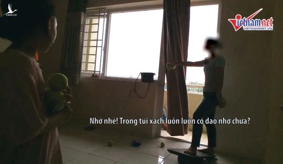Sự thật đáng sợ bên trong trung tâm đào tạo kỷ lục gia