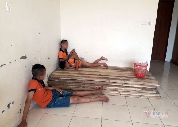 Sự thật đáng sợ bên trong trung tâm đào tạo kỷ lục gia