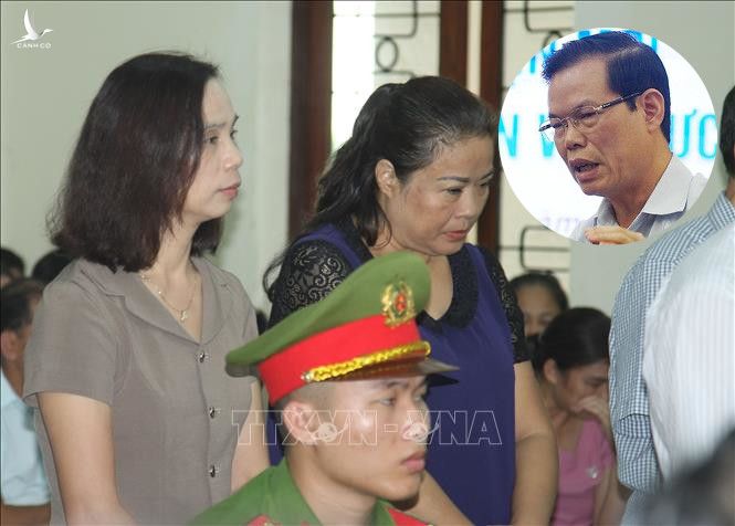 Bị cáo Triệu Thị Chính - cựu PGĐ sở GD&ĐT Hà Giang khóc nức nở và bày tỏ niềm tin vào công lý.