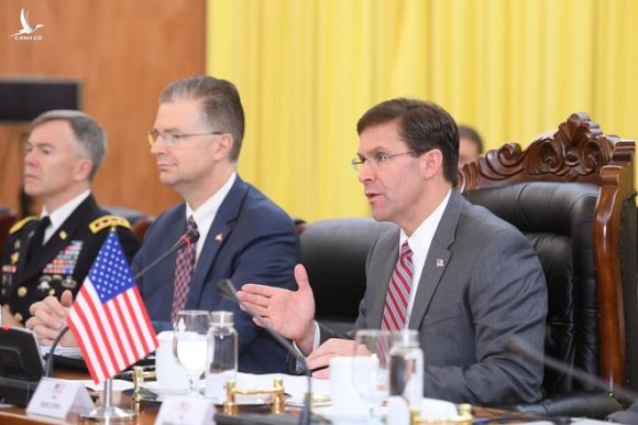 Bộ trưởng Quốc phòng Mỹ bắt đầu thăm Việt Nam, hội đàm cùng Bộ trưởng Quốc phòng Ngô Xuân Lịch - Ảnh 7.