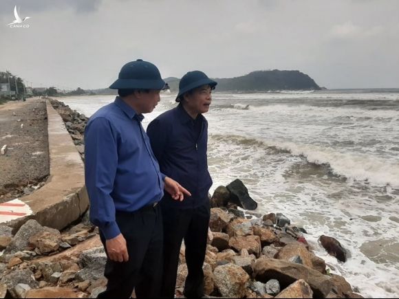 Bộ trưởng Nguyễn Xuân Cường: Không được chủ quan với bão số 6 - ảnh 2