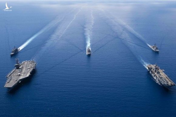 Mỹ tăng tốc đối phó chiến thuật tàu thân trắng của Trung Quốc tại Biển Đông - 1