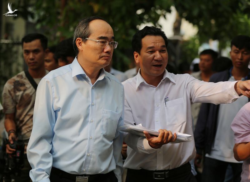 Bí thư Thành ủy Nguyễn Thiện Nhân đã thị sát nhà xây dựng không phép từ năm 2012 của ông Lê Hữu Thành (Phó Chủ tịch HĐND quận).  