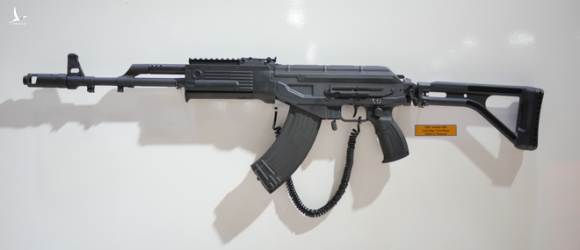 2 mẫu súng Made in Vietnam đẳng cấp TG: Đột phá táo bạo, hội tụ tinh hoa Nga-Israel - Ảnh 3.