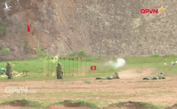 2 mẫu súng “Made in Vietnam” đẳng cấp TG: Đột phá táo bạo, hội tụ tinh hoa Nga-Israel
