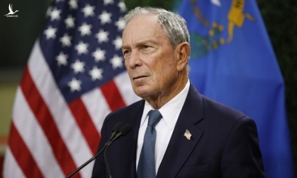 Tỷ phú Michael Bloomberg phát biểu tại một sự kiện ở Las Vegas, bang Nevada, Mỹ hồi tháng hai. Ảnh: AP.