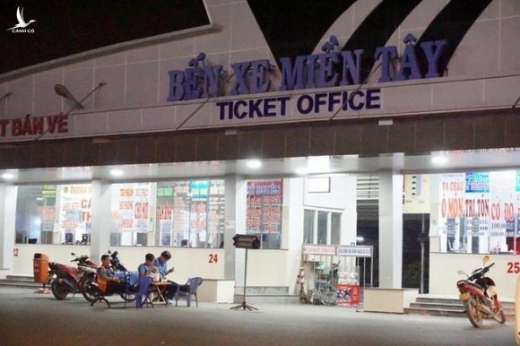 2 bến xe lớn nhất TP.HCM bán vé tết, giá vé tăng 20%-60%