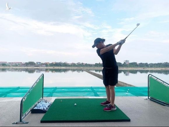 Khong duoc phep xay san tap golf trong nha may nuoc, vi sao Shark Lien vi pham?