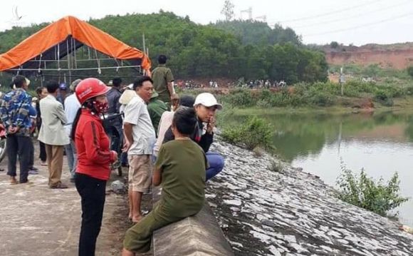 nong: loi khai ban dau cua ba noi sat hai chau gai o dap nuoc hinh anh 1