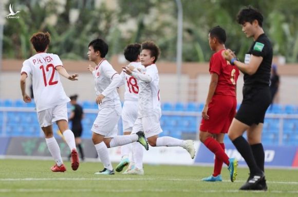 Đội tuyển nữ Việt Nam được thưởng 1 tỷ đồng sau trận thắng Indonesia - 1