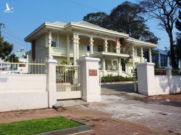 Gây thiệt hại ngân sách tiền tỉ nhưng lãnh đạo Sở Y tế Gia Lai chỉ xin “rút kinh nghiệm” /// ĐÌNH VĂN