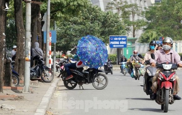 Dân phe 'hét vé' trận Việt Nam - Thái Lan gấp 10 lần giá gốc - ảnh 10