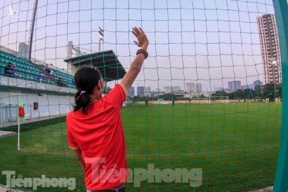 HLV Park Hang Seo nhận món quà bất ngờ trước trận Thái Lan - ảnh 11