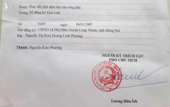 Chị Nguyễn Thị Kim Hoàng Linh Phương được đổi tên thành Nguyễn Kim Phương /// Ảnh: chị Phương cung cấp