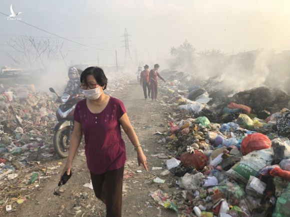 Mục sở thị con đường ô nhiễm nhất Việt Nam - Ảnh 2.