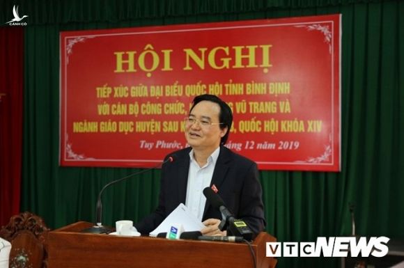 Bo truong Phung Xuan Nha: Don vi nao chon sach giao khoa cung phai dam bao chon bo sach tot nhat hinh anh 1