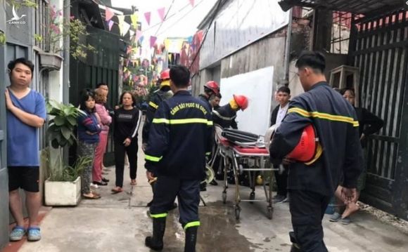 Cháy nhà lúc rạng sáng ở Hà Nội khiến 3 bà cháu tử vong