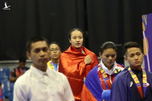 SEA Games 30: VDV vo gay Viet Nam bi 'bo doi' van gianh 3 HCV hinh anh 4