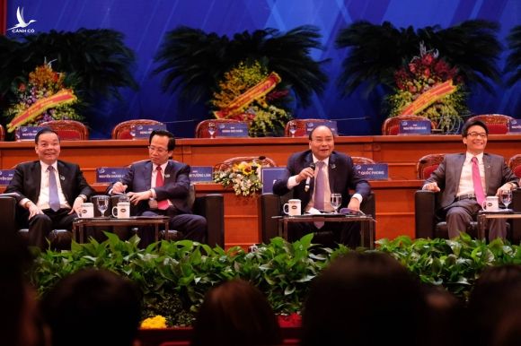 Sáng nay 12-12, Thủ tướng Nguyễn Xuân Phúc đối thoại với 1.000 thanh niên - Ảnh 2. Sáng nay 12-12, Thủ tướng Nguyễn Xuân Phúc đối thoại với 1.000 thanh niên - Ảnh 2.