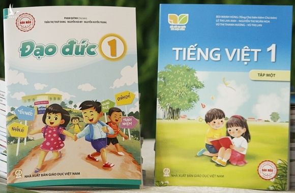 Sách Đạo đức và Tiếng Việt 1 của Nhà xuất bản Giáo dục Việt Nam. Ảnh: Thanh Hằng