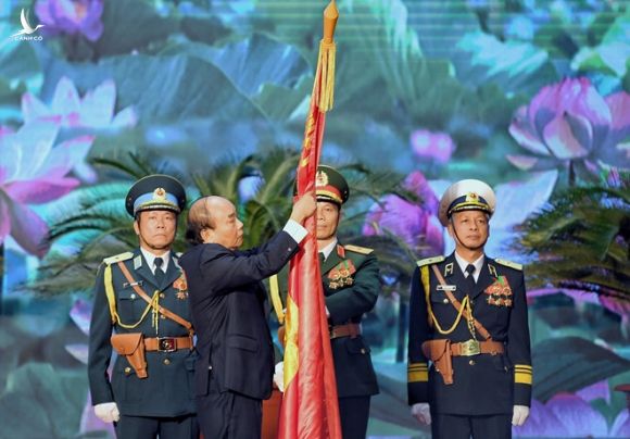 Thủ tướng Nguyễn Xuân Phúc: 'Tuyệt đối không để Tổ quốc bị động, bất ngờ' - ảnh 1