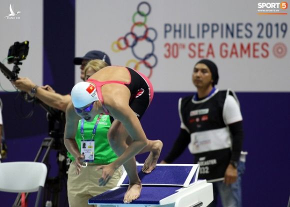 Mặt buồn xo nhận HCV thứ 5 tại SEA Games 2019, Ánh Viên bị nhắc nhở - Ảnh 1.