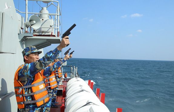 Hải quân Việt Nam-Trung Quốc tuần tra liên hợp trên vùng biển Vịnh Bắc Bộ lần thứ 27 - Ảnh 3.