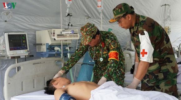 Ảnh: Diễn tập cứu hộ, cứu nạn ở biên giới Việt Nam-Campuchia - Ảnh 10.