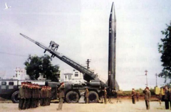 [ẢNH] Tên lửa đạn đạo Scud mạnh nhất Đông Nam Á - Ảnh 2.