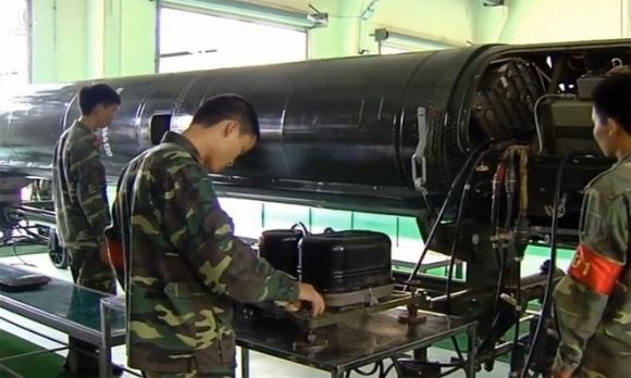 [ẢNH] Tên lửa đạn đạo Scud mạnh nhất Đông Nam Á - Ảnh 3.