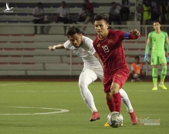 Trực tiếp U22 Việt Nam vs U22 Singapore: Mở cánh cửa bán kết