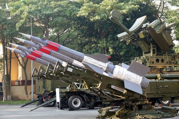 Dàn tên lửa, khí tài hiện đại tại hội nghị quân chính toàn quân