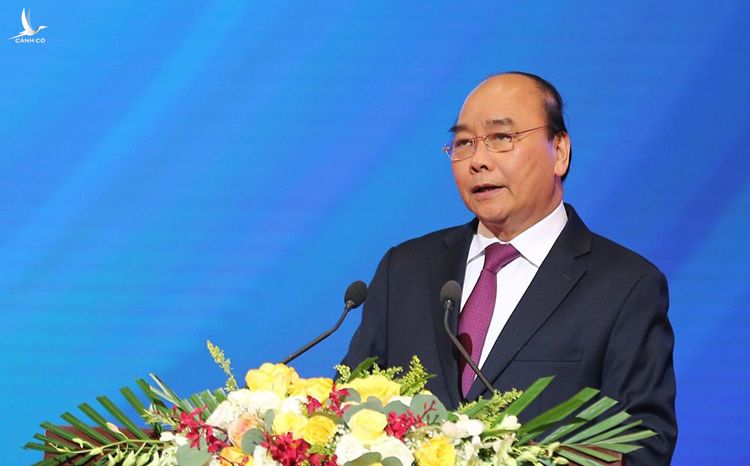 Thủ tướng Nguyễn Xuân Phúc mong muốn cộng đồng doanh nghiệp thẳng thắn nêu ra những khó khăn, rào cản, đặc biệt từ chính sách để Chính phủ lắng nghe, khắc phục.