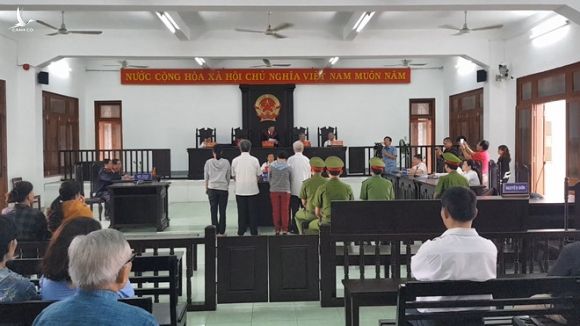 Nguyên Chánh án TAND tỉnh Phú Yên lãnh án 15 năm 6 tháng tù - ảnh 1