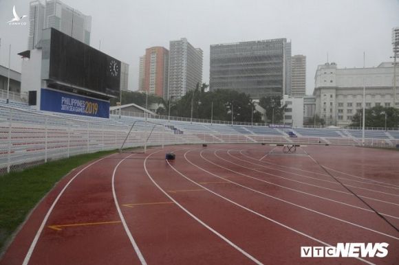 San dau ngap nuoc, de hoan tran U22 Viet Nam vs U22 Singapore hinh anh 1