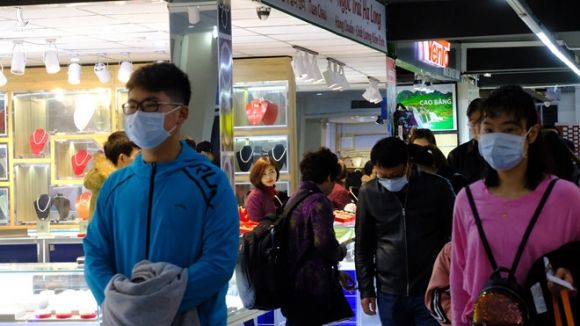 Hàng nghìn du khách Trung Quốc đi du lịch ở Hạ Long nhưng không có trường hợp nào bị phát hiện nhiễm vi rút corona /// Ảnh Lã Nghĩa Hiếu 