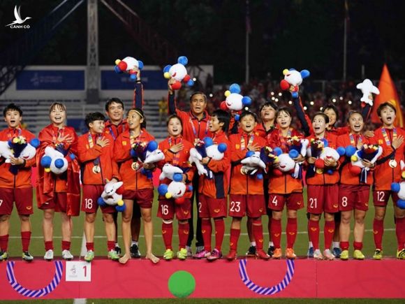 Ban huấn luyện cho rằng đội bóng đá nữ Việt Nam được chia thưởng một cách trung thực và khách quan nhất /// Độc Lập