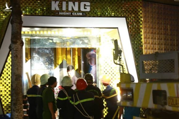 Sập trong vũ trường King Night Club: Có người thiệt mạng, công an tiếp tục cứu nạn nhân bị kẹt - Ảnh 10.