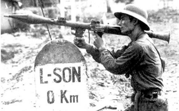 Chiến tranh BGPB 1979: Việt Nam cho phép TQ rút quân mà không đánh đuổi - Đem đại nghĩa để thắng hung tàn - Ảnh 2.