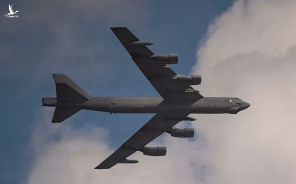 “Pháo đài bay” B-52 được Mỹ đem tới châu Phi tập trận